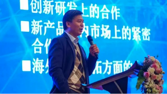 1644991262314446.png 張君成.png